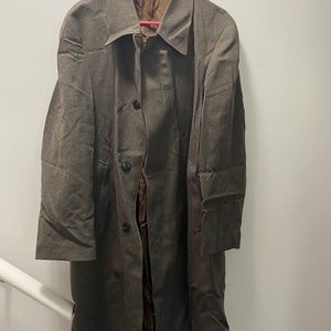 Up for sale is a classic Drummond Overcoat